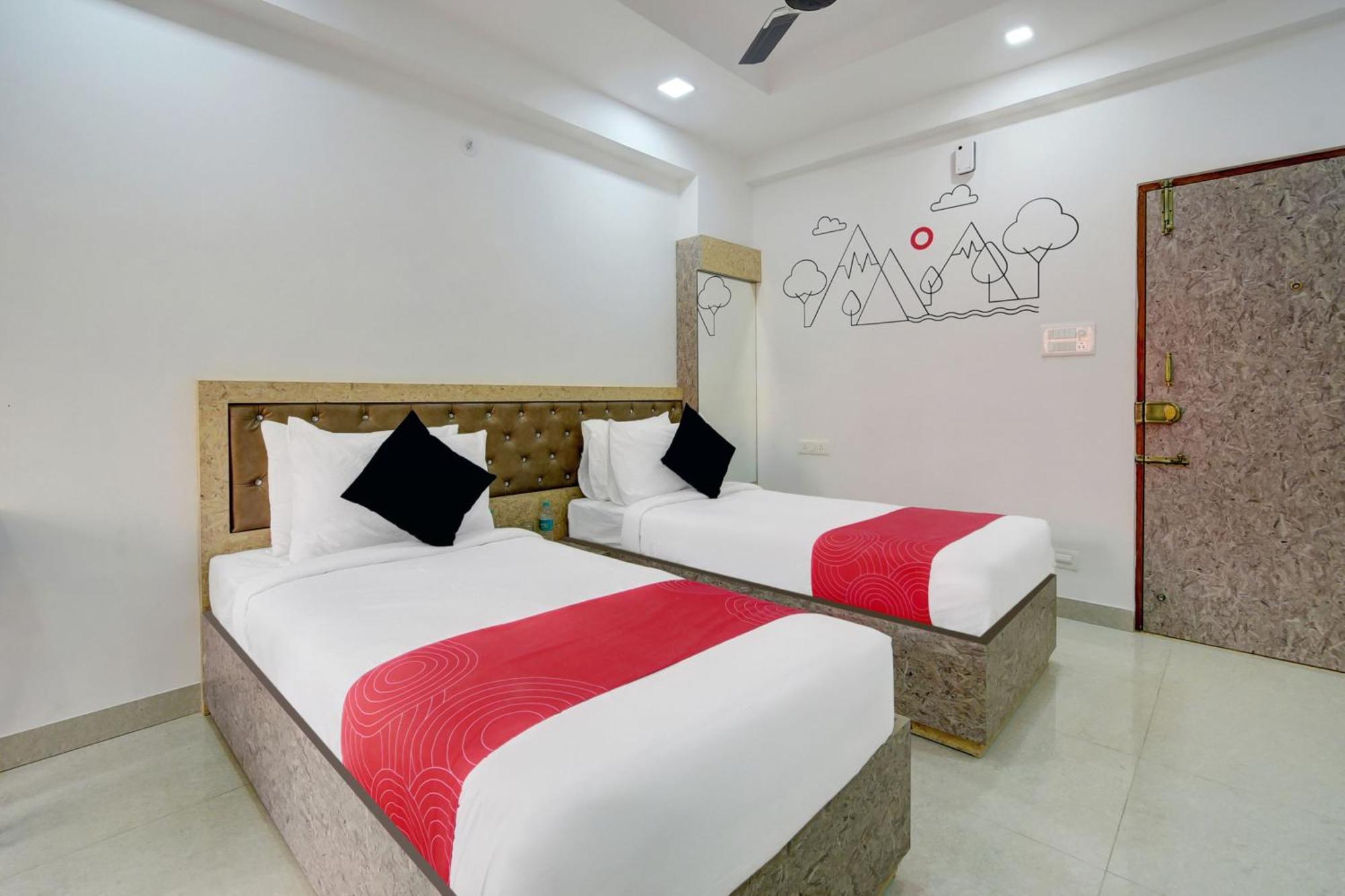 Hotel Super Grand Collection O Near Sarjapur Road Near 7D Voyage Bangalore Exterior foto