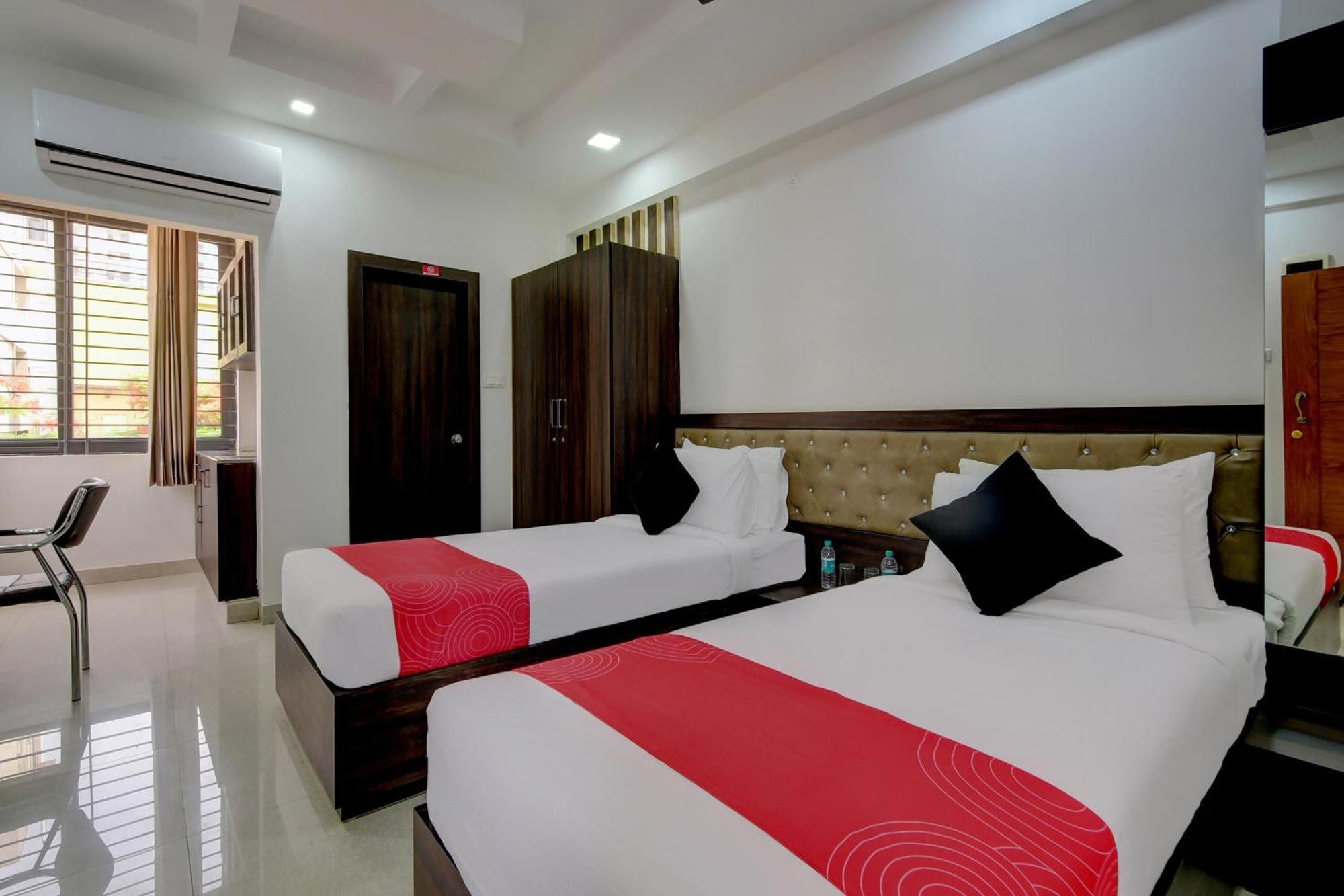 Hotel Super Grand Collection O Near Sarjapur Road Near 7D Voyage Bangalore Exterior foto