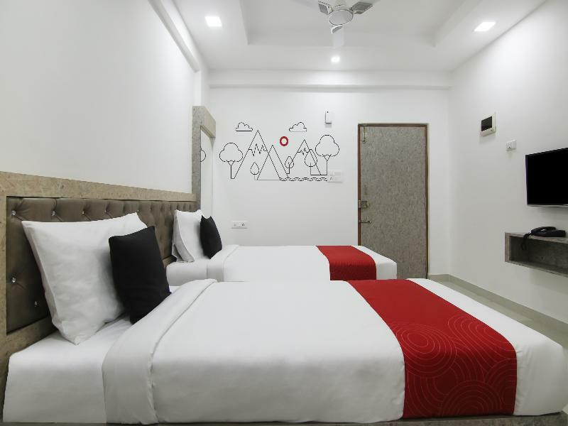 Hotel Super Grand Collection O Near Sarjapur Road Near 7D Voyage Bangalore Exterior foto
